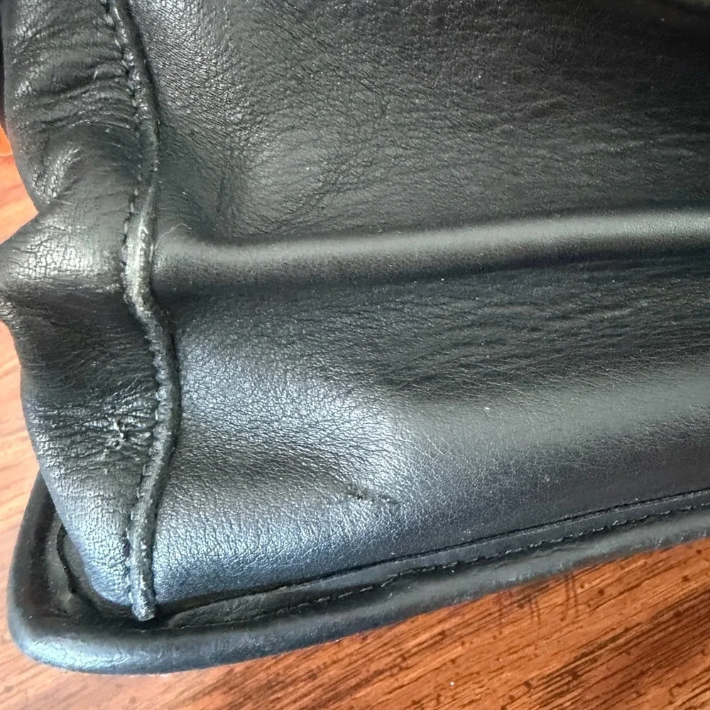 Jack Georges Black Leather Briefcase – Lockable with Keys